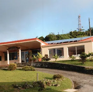 De La Montagne Pelee Hotel