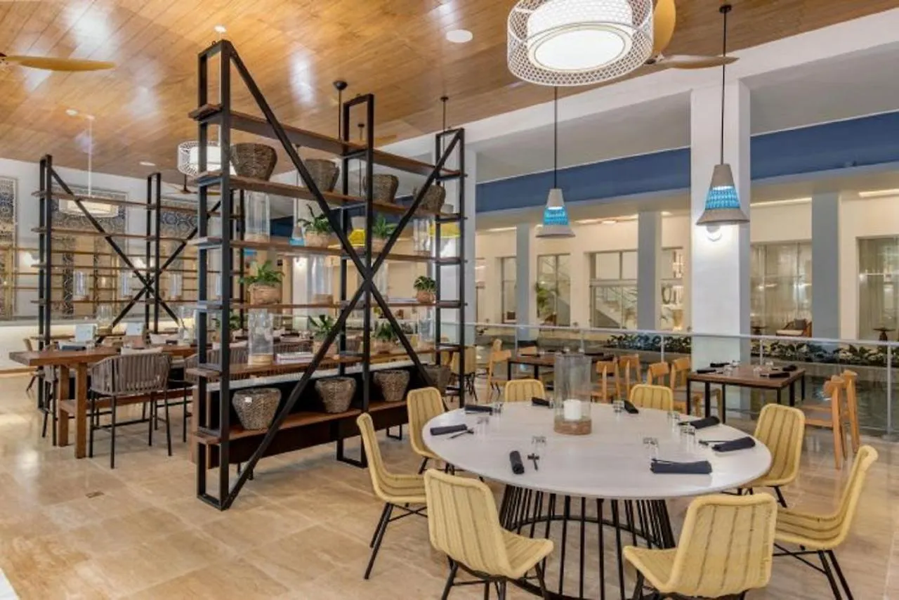 אתר נופש פונטה קאנה Paradisus Grand Cana All Inclusive - Formerly The Grand Reserve At Paradisus Palma Real